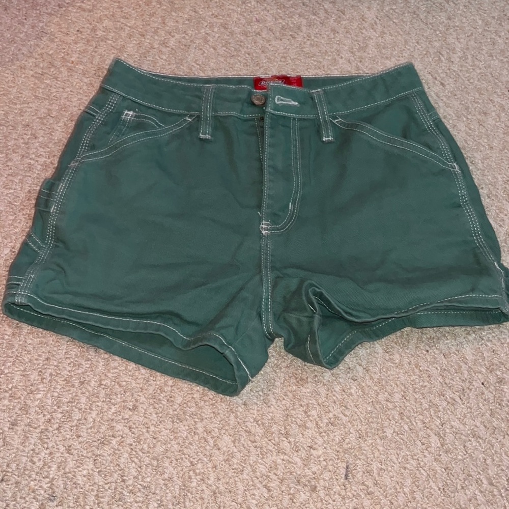 Dickies green shorts